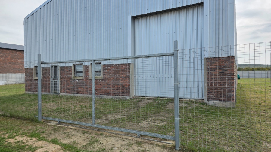 Commercial Property for Sale in Mossdustria Western Cape